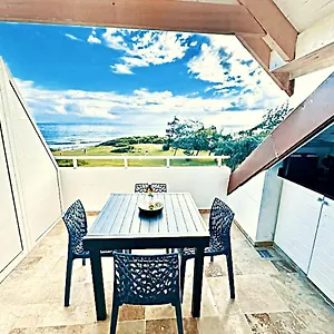 Studio Face A La Mer Residence Pierre Et Vacances Sainte-Anne (Grande-Terre)